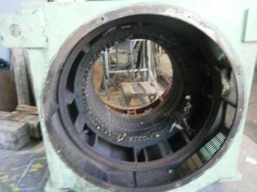  (11)